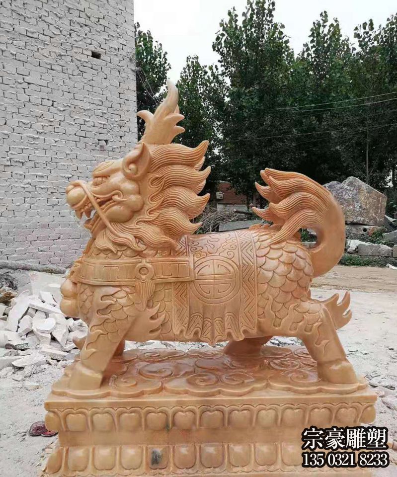 晚霞紅石雕別墅鎮宅麒麟雕塑 晚霞紅石雕別墅鎮宅麒麟雕塑
