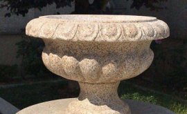 石雕花缽價(jià)格形成因素解析